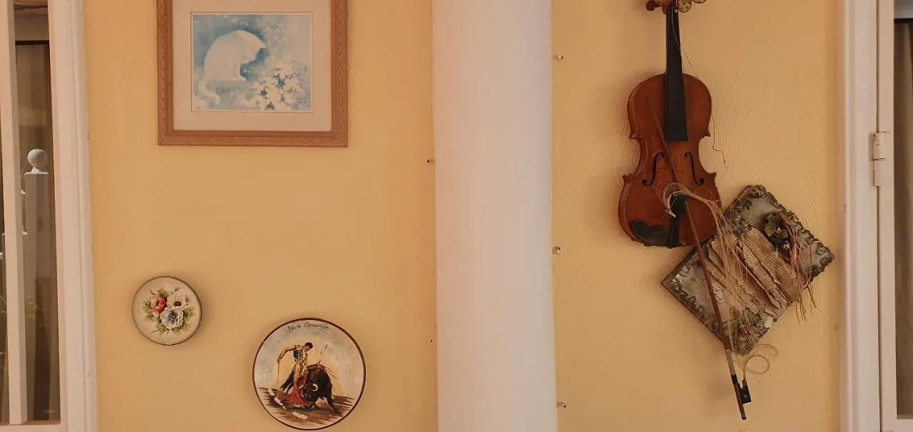 Villa Violetta Callao Salvaje