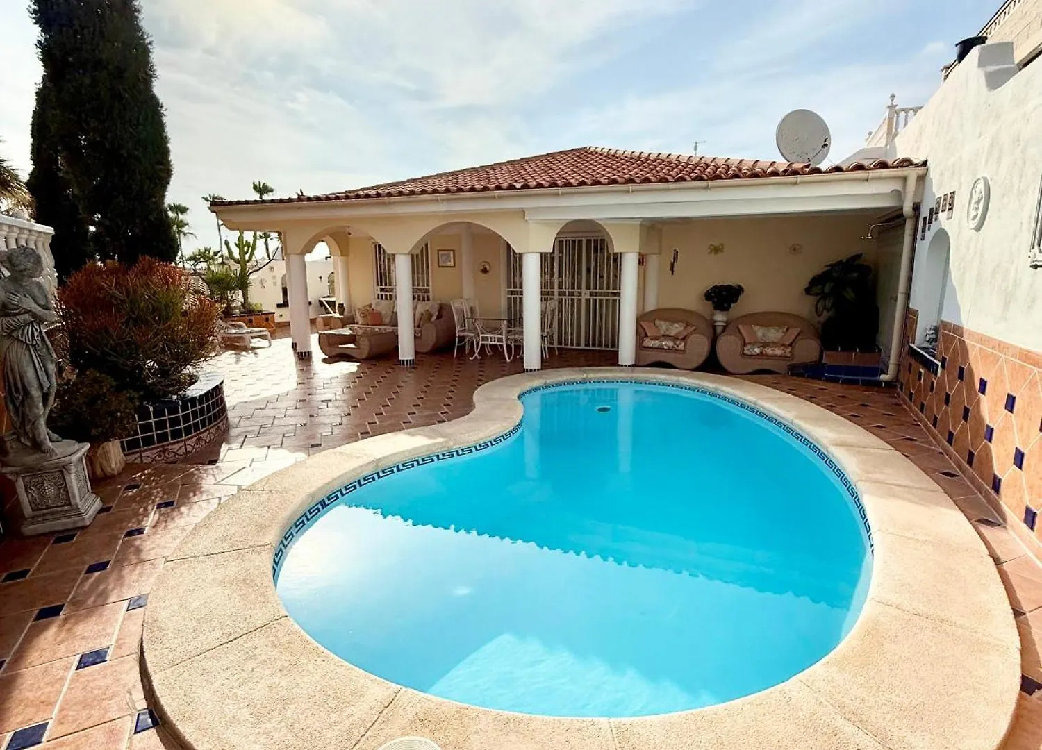 Villa Violetta Callao Salvaje